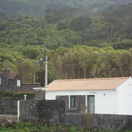 Casa Da Poca Branca * Prainha (Sao Roque do Pico)