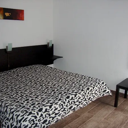 בית נופש Casa Da Poca Branca Prainha (Sao Roque do Pico)