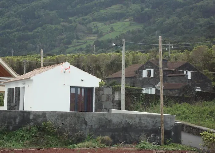 Casa Da Poca Branca * Prainha (Sao Roque do Pico)